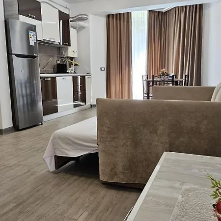 Mamaia Nord Promenada Pool & 20m De Plaja Lägenhet