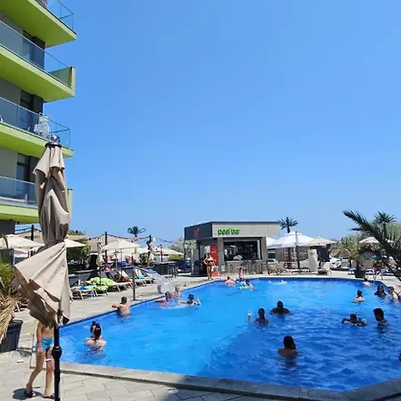 Mamaia Nord Promenada Pool & 20m De Plaja Năvodari