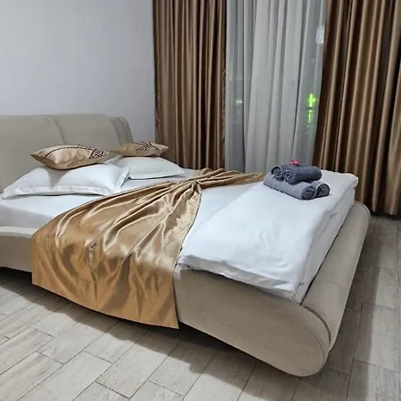 Mamaia Nord Promenada Pool & 20m De Plaja