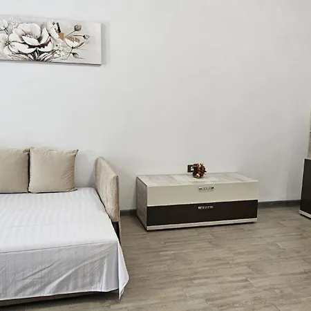 Lägenhet Mamaia Nord Promenada Pool & 20m De Plaja Năvodari